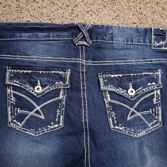 Amethyst Jean shorts size 16 - Picture 7 of 12